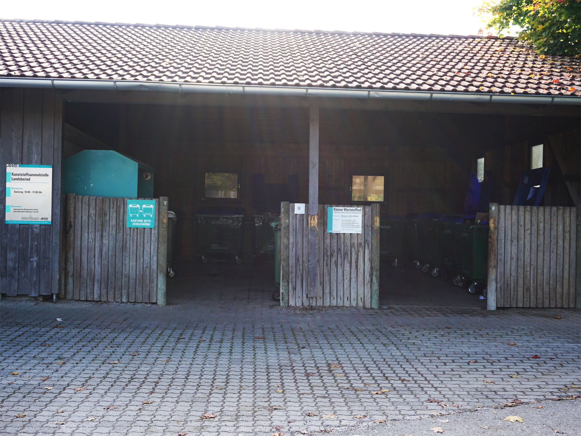 Grossansicht in neuem Fenster: Kleiner Wertstoffhof Landsberied,  Römerstraße (Sportplatz)