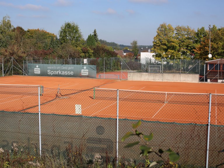 Grossansicht in neuem Fenster: Sportanlage des SV Althegnenberg (004)