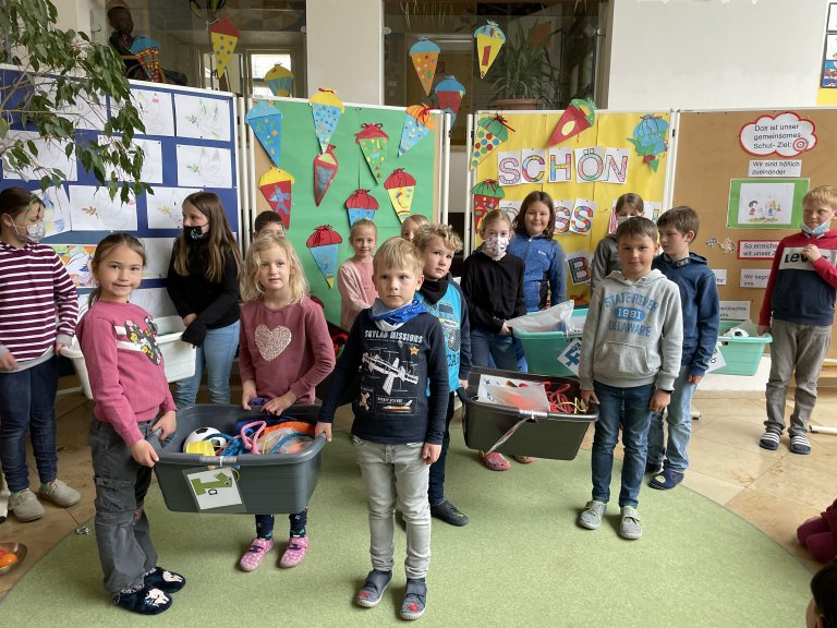 Schulversammlung Frühling - 001